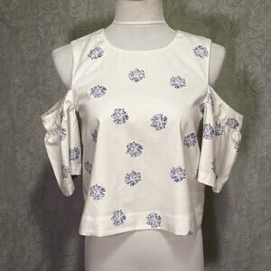 Club Monaco Top Womens Sz Sml Cold Shoulder White Blue Floral Lined Blouse